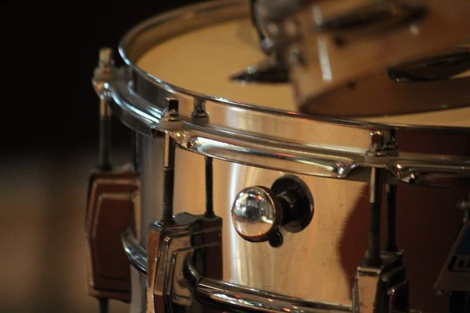 Ludwig LM402 Supraphonic snare drum.