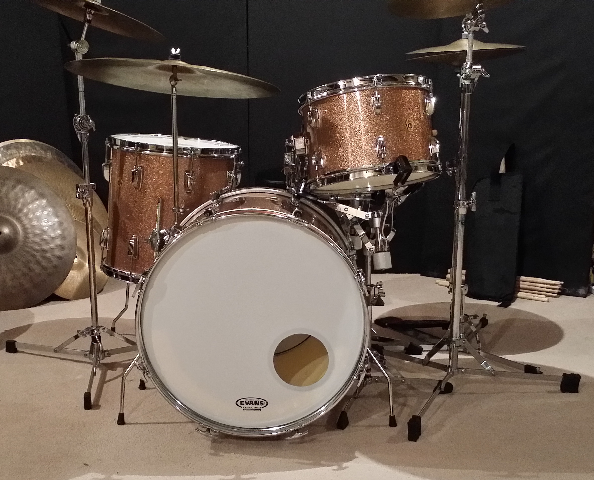 1965 Ludwig Super Classics.